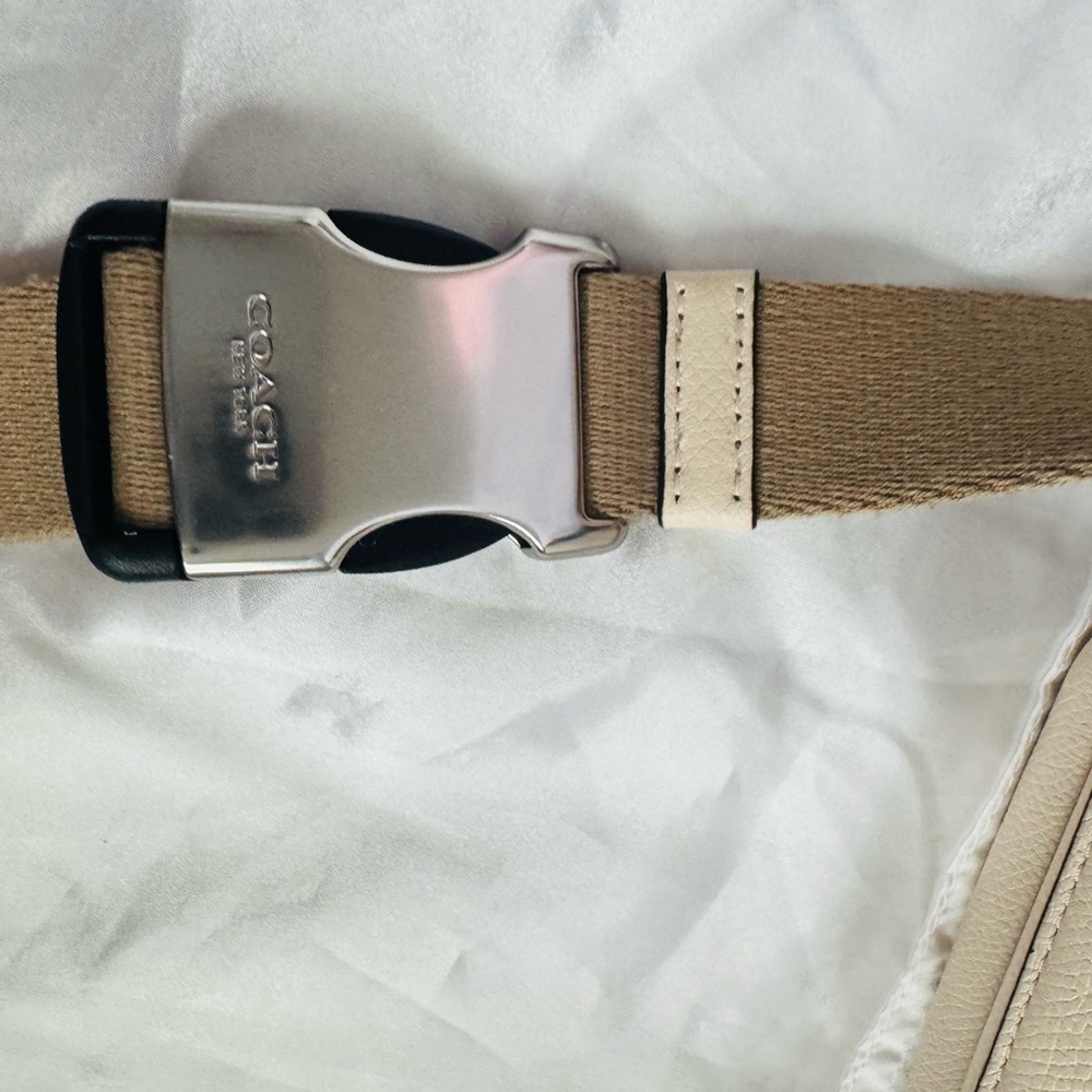 Coach Cream Crossbody Bag - Picture 5 of 11